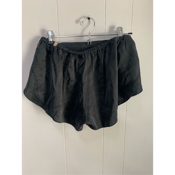 Lunya Silk Shorts Small - Picture 5 of 6